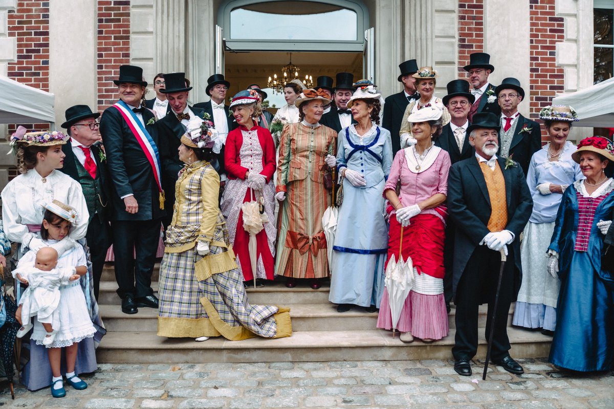 ✨ Après plus d’un an de restauration, l’Hôtel de Ville a retrouvé toute sa splendeur. Les 20 et 21 septembre, vous avez été très nombreux à (re)découvrir ce lieu emblématique pour Chatou, lors d’un week-end riche en émotions, en histoire et en partage.