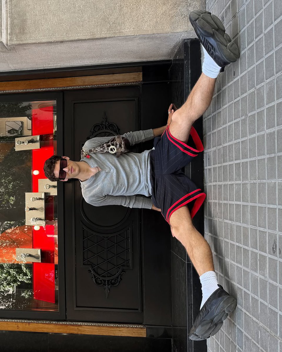 itboytrendsnyc tweet picture