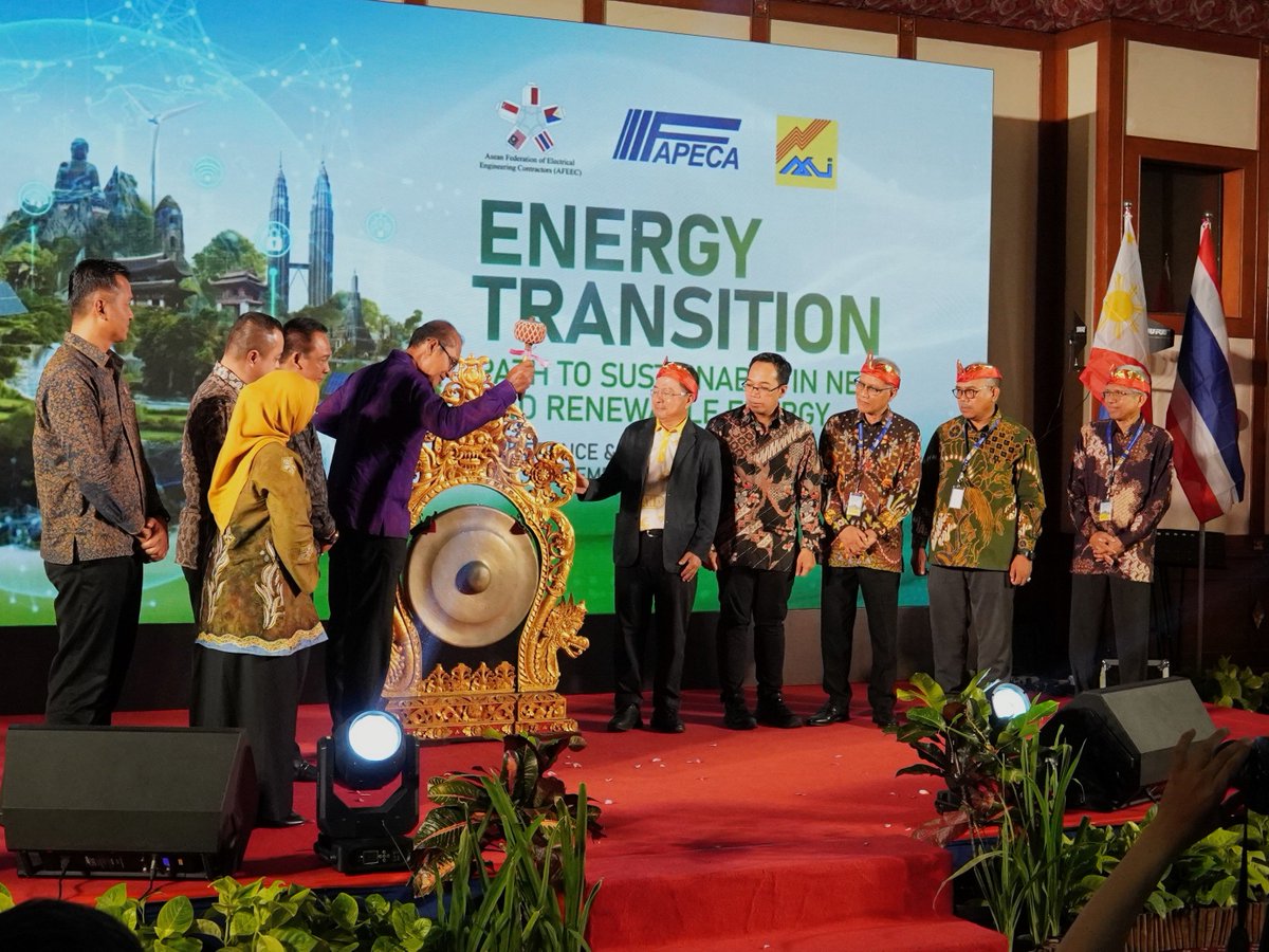 PLPID's tweet image. Terimakasih atas antusias rekan - rekan yang telah berkunjung ke booth kami. 

Kami informasikan besok kami Masih disini. Sampai Kamis, 25 September 2025
Ayodya Hotel, Bali, Indonesia

#PLPID #PLP #PLPIndonesia #event #listrik #Energy #training #exhibition