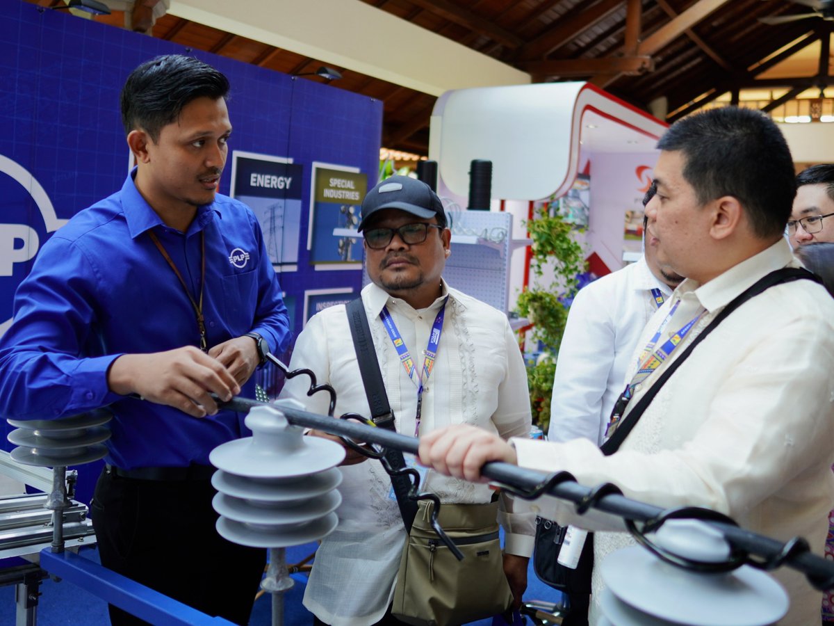 PLPID's tweet image. Terimakasih atas antusias rekan - rekan yang telah berkunjung ke booth kami. 

Kami informasikan besok kami Masih disini. Sampai Kamis, 25 September 2025
Ayodya Hotel, Bali, Indonesia

#PLPID #PLP #PLPIndonesia #event #listrik #Energy #training #exhibition