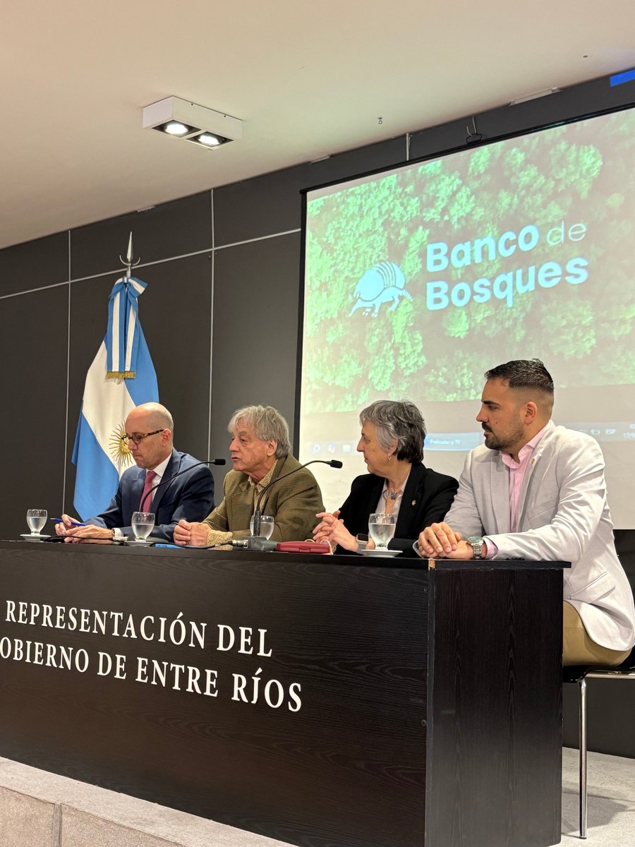 🌱 ¡Se presentó oficialmente el Encuentro Federal Camino a la #COP30 en Paraná, Entre Ríos! 🌍

👉 Como miembro de la Alianza para la Acción Climática Argentina, Entre Ríos sigue consolidando su liderazgo en la agenda climática federal. 🇦🇷

Mas info en: portal.entrerios.gov.ar/noticias/46329