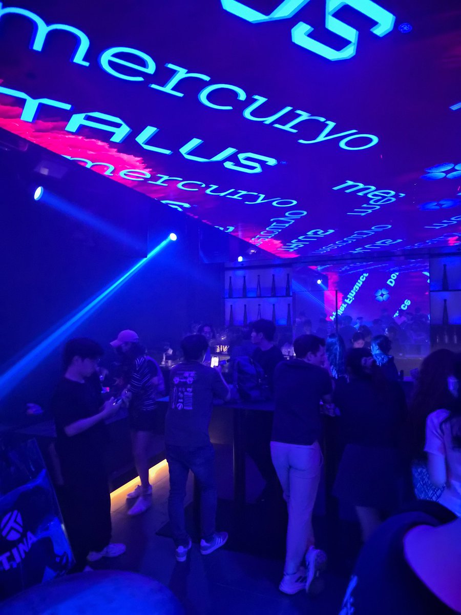 legoleecm tweet media