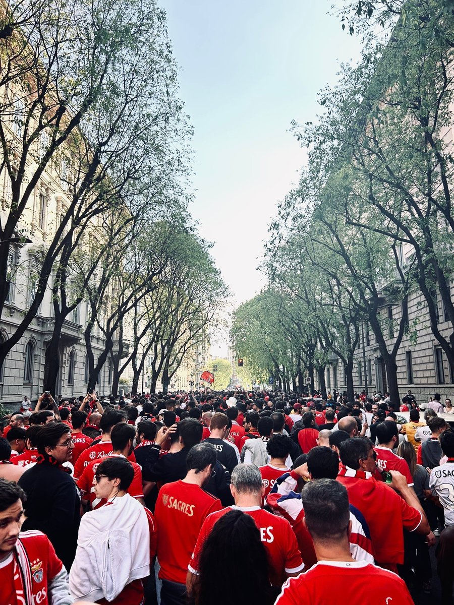 Sport Lisboa e Benfica em Milão 🇮🇹