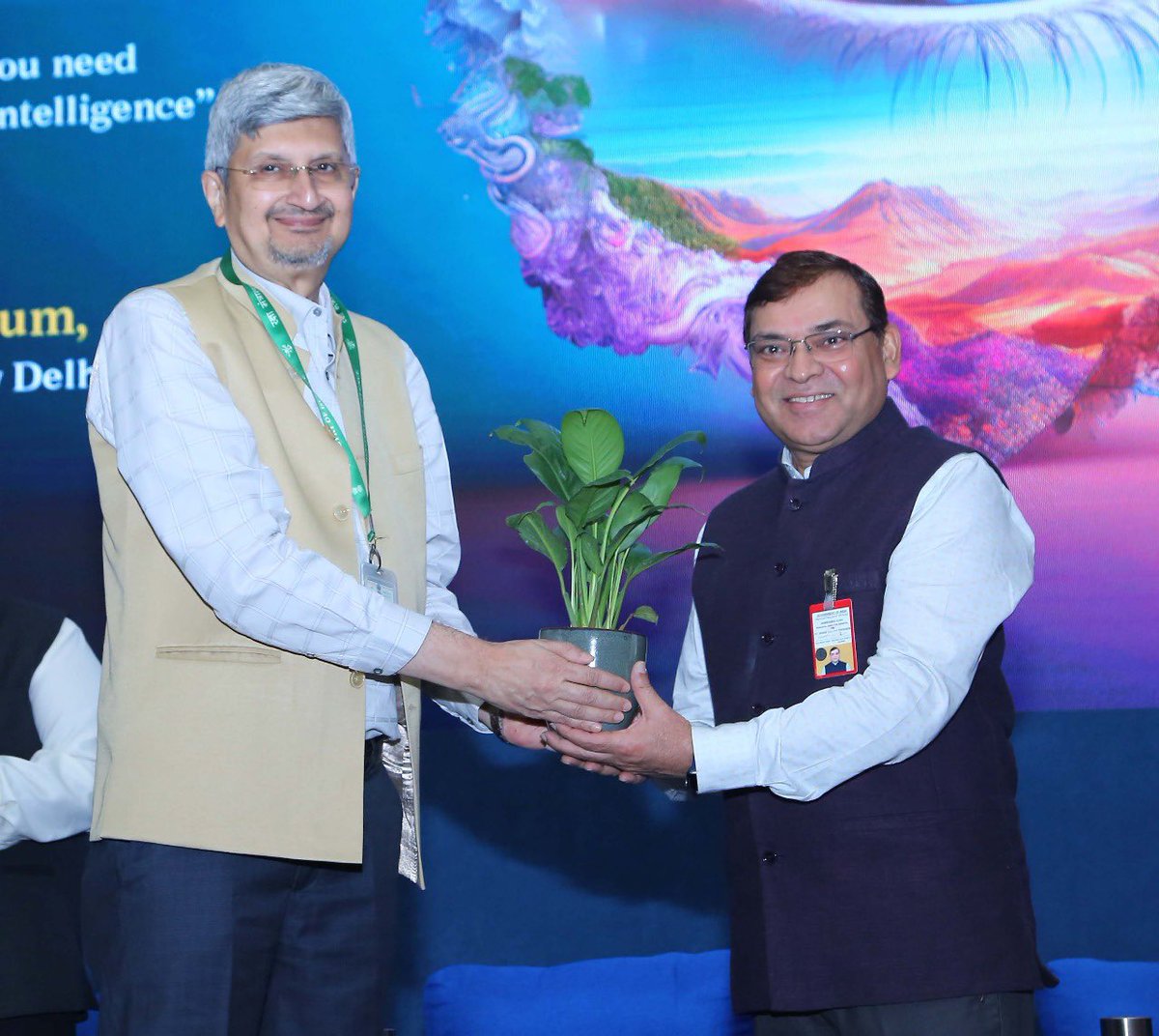 DRDO_India's tweet image. A seminar on #PerceptionManagement &amp;amp; #Narratives in the era of Information Warfare was organised at DRDO bhawan today. The event was inaugurated by Dr Samir V Kamat, Secretary DDR&amp;amp;D and Chairman DRDO in the gracious presence of Chief Guest Dr S Christopher, former DRDO Chief and…