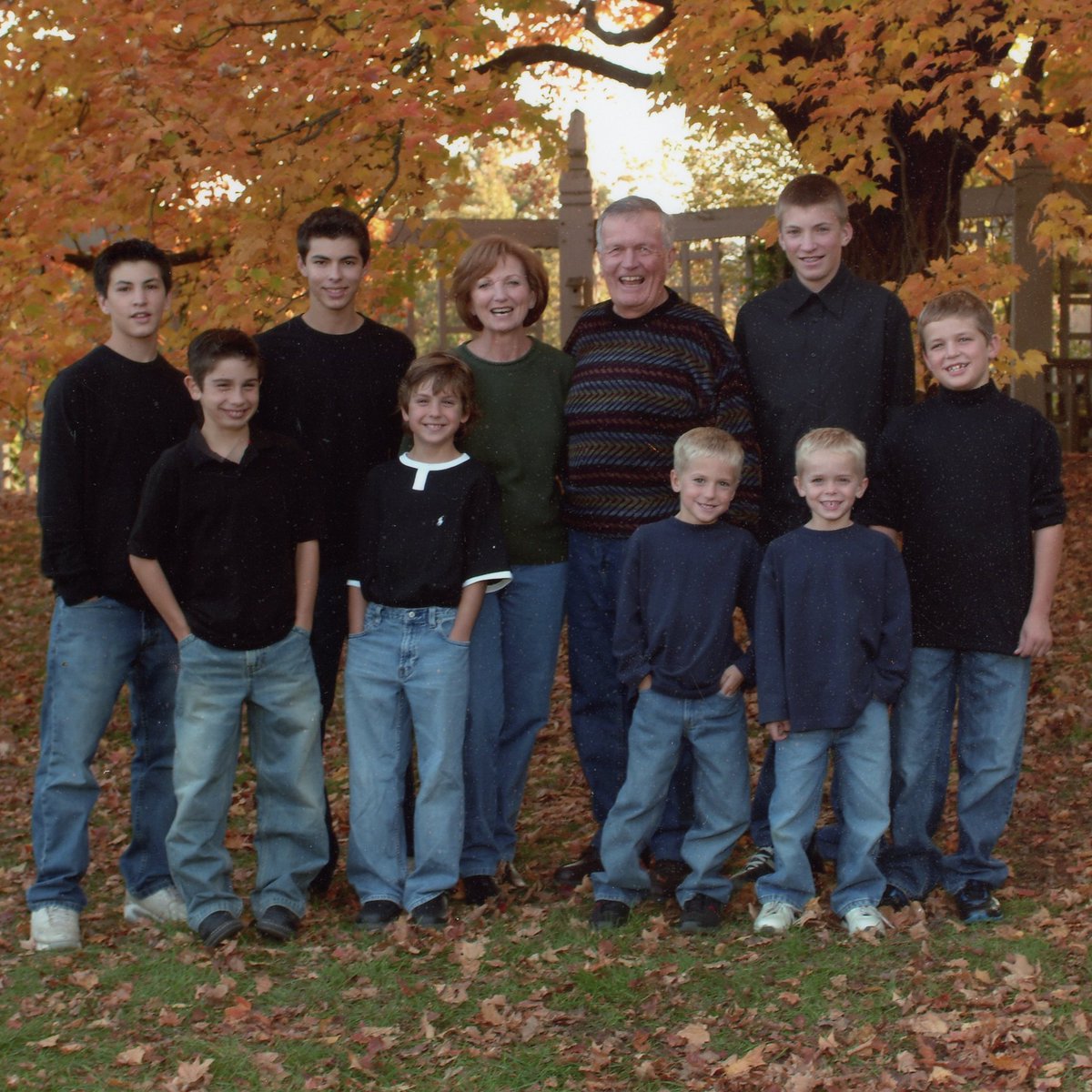 KeepMainThing's tweet image. It was a beautiful fall day when Pastor Lee and his wife Barb had their picture taken with all their grandsons.

#Fall #Autumn #FallColors #Grandsons #PastorLee #LelandEvenson #ChristianPodcast