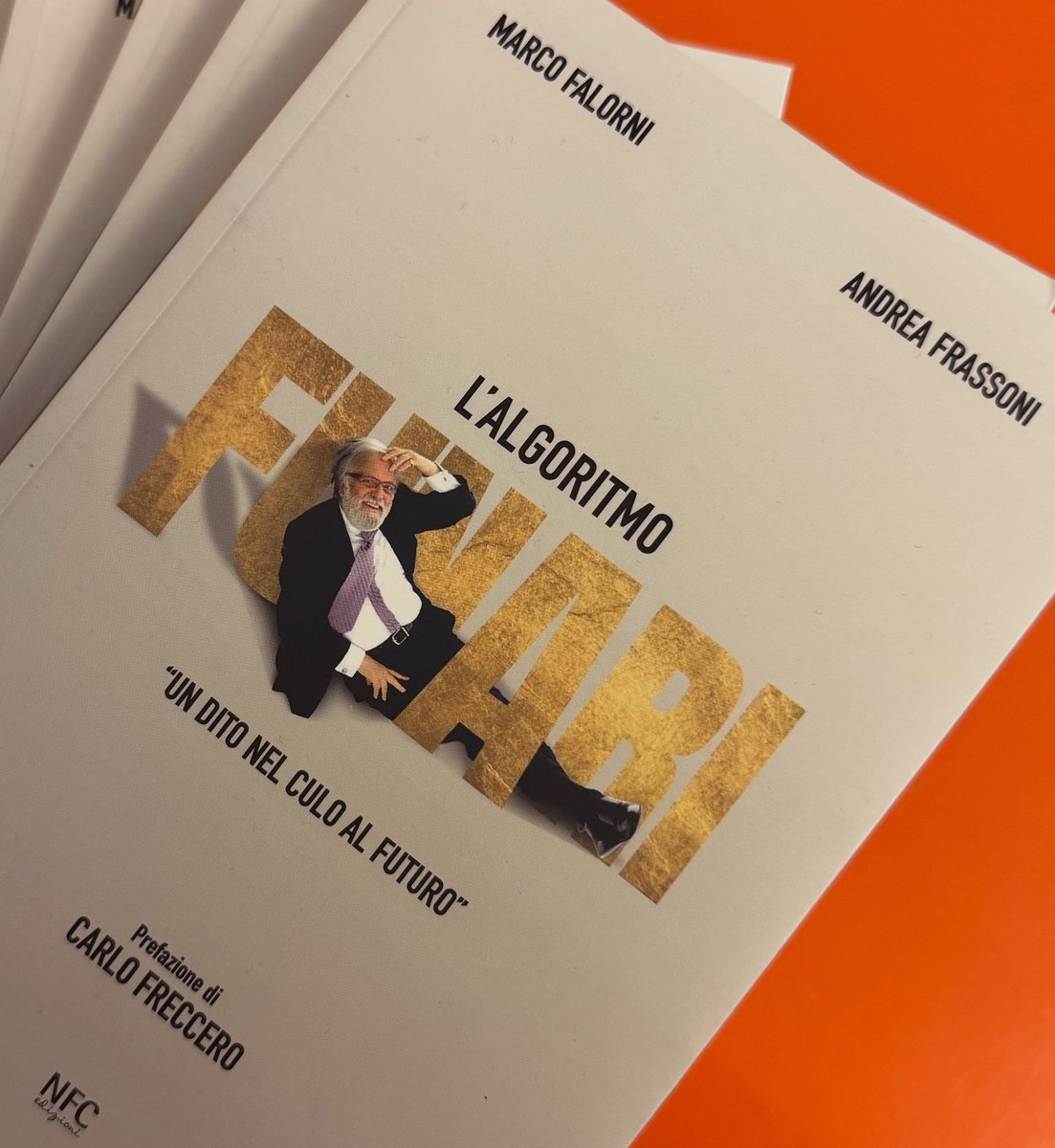 Funari dà fastidio anche da morto. “L’algoritmo Funari”, il libro che ho scritto con @ilfrasso, fa capire quanto Funari sia ancora presente con il suo pensiero. Un libro “ostacolato”, che @nfcedizioni ha deciso di pubblicare. 
Cosa c’è di “scandaloso” in questo libro?