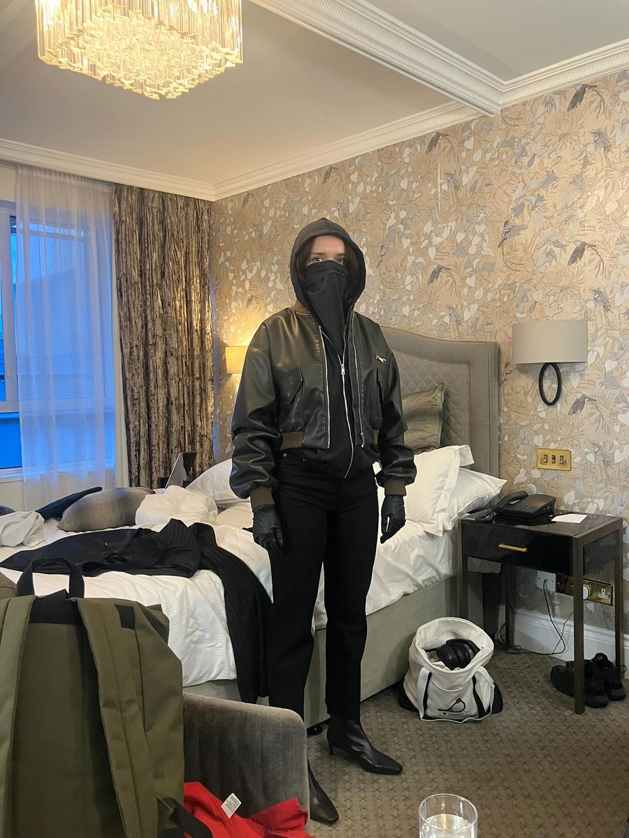 theendshere's tweet image. don’t mess with her guys