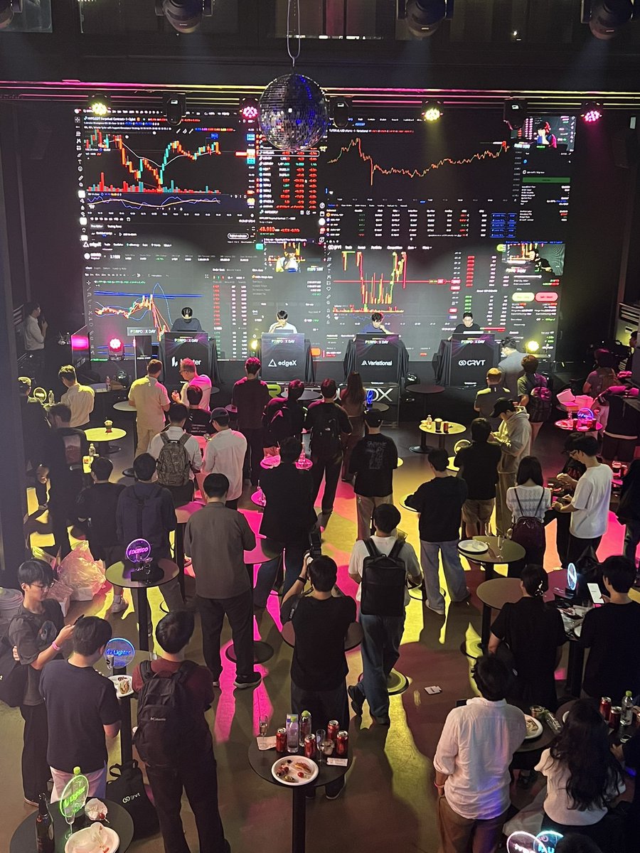 CriptoNoticias's tweet photo. Las fiestas de las nuevas generaciones 🤣 https://t.co/NPZD25HnDp