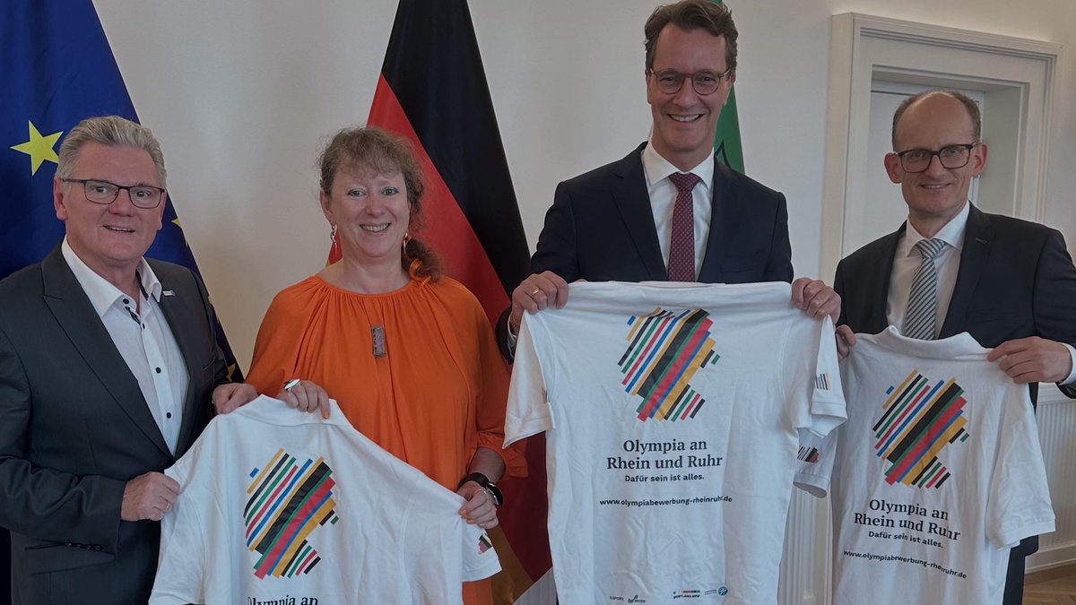 Haushaltsentwurf, Olympia-Bewerbung, Sondervermögen: Beim Jahresgespräch in Düsseldorf mit MP <a href="/HendrikWuest/">Hendrik Wüst</a> und Staatssekretärin Milz tauschten sich LSB-Vorstandschef <a href="/NiessenLSBNRW/">Christoph Niessen</a> und LSB-Präsident <a href="/StefanKlettLSB/">Stefan Klett</a> über die zentralen Themen sowie Aufgaben für den NRW-Sport aus!