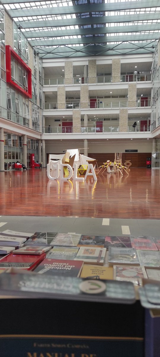 Hasta este viernes 26 te esperamos en el stand del campus Granados <a href="/UDLAEcuador/">UDLA Ecuador</a>
No pierdas la oportunidad de enriquecer tú biblioteca y fortalecer tú formación académica 

Tu próxima gran lectura espera por ti!

#transformatutalento