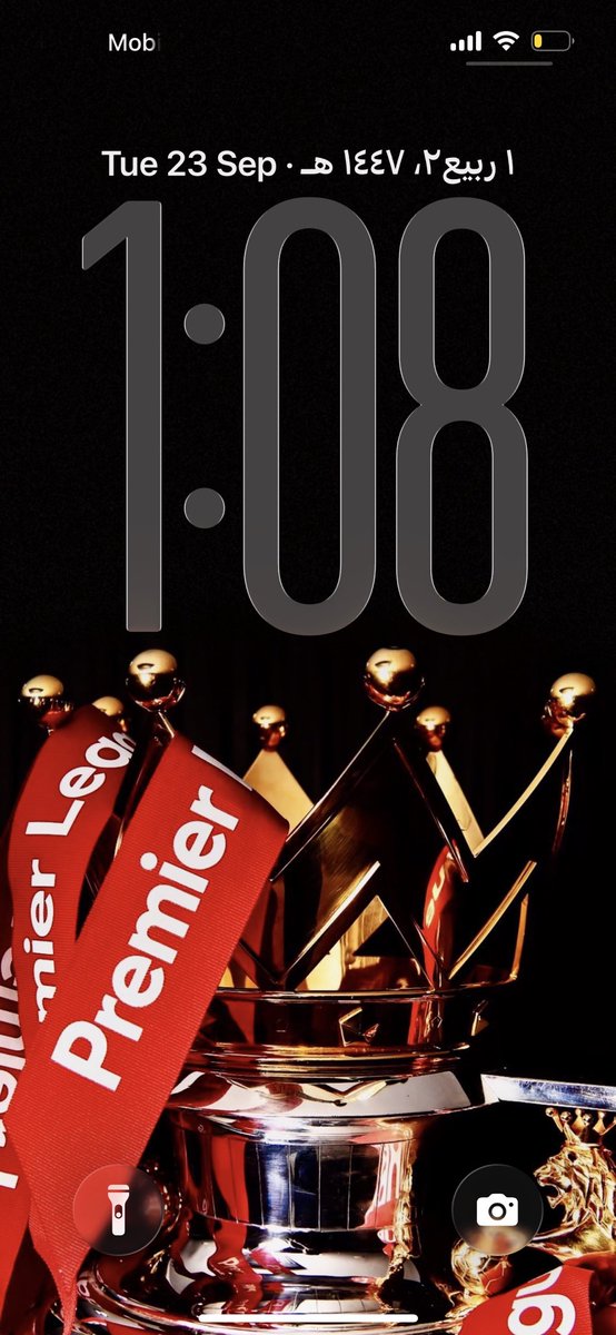 اعتقد عندي أجمل خلفيتين للجوال في التاريخ😍