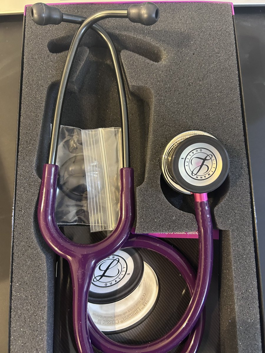 drsboxsa's tweet photo. اختر لون سماعتك اللي يعجبك 💙💜💗🖤
وخذ خصم مع كود SAUDI95 + شحن مجاني 🚚 وبروش عزنا بطبعنا هدية  🎁 https://t.co/I7YfCB7Y7g