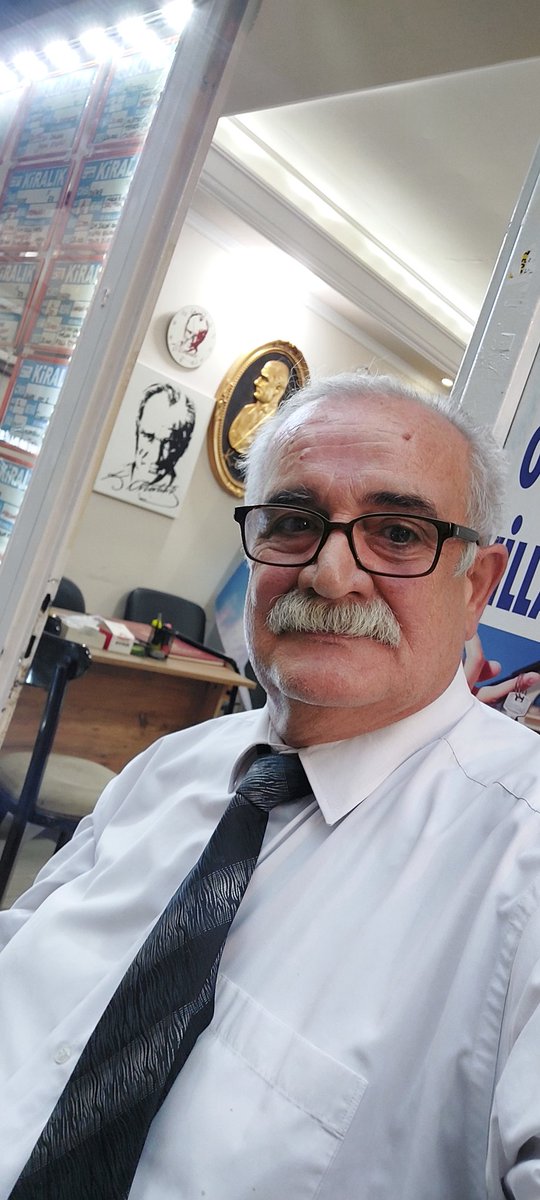 🌇 Emlak Center’dan Güzel Bir Akşam Dileği 🌇
Günün yorgunluğunu geride bıraktığımız bu saatlerde huzurlu bir akşam geçirmenizi dileriz.
Hayallerinizdeki evi bulmak ve doğru yatırımı yapmak için biz her zaman yanınızdayız.
✨ İyi akşamlar dileriz
Emlak Center