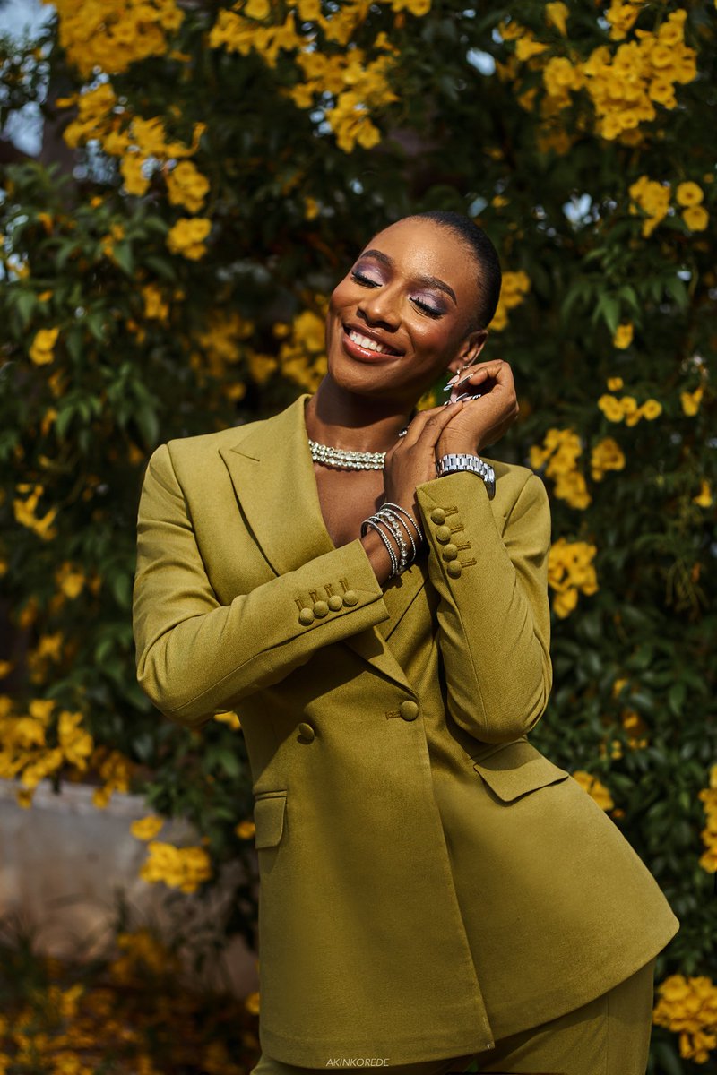 benfash_ng's tweet image. Did you know? 
Some of the world’s finest suits are made from wool and one of the best is the Super 140s wool 🧶

Business sharp or occasion ready? How would you wear Super 140s wool? 👔

#BENFASH #FabricTips #WoolEssentials #BenfashAtelier #MadeForYou #TimelessElegance