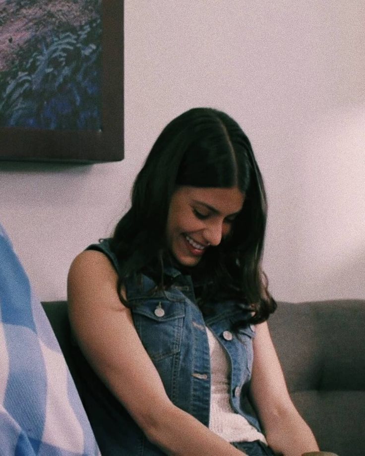 TitaTorres79's tweet photo. Hoy es día de mi Chiquita Hermosa Juliana Valdés 🤎
Mi Juls #NoTeSuelto
#MartesDeJuls @julianaavaldes 🍑
#Juliantina ♥️ #JuliantinaVive ♾️🦋🌈
#BárbaraLópez @barbara_lopez21 🌷👽🤤💫
#14DeSeptiembre #SanValentinJuliantina
Enamorada de ti 😍💞 https://t.co/y8fdAvNCsR