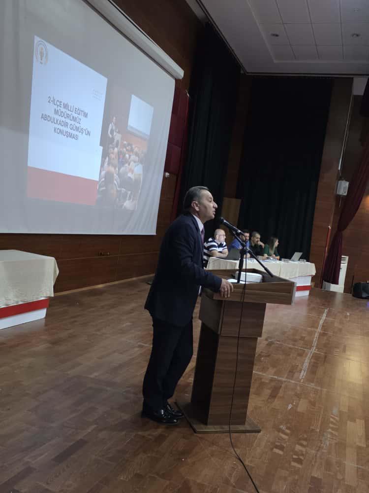 Kızıltepe İlçe Milli Eğitim Müdürlüğü (@kiziltepemem47) on Twitter photo İlçe Milli Eğitim Müdürümüz Abdulkadir GÜMÜŞ, Rehberlik Araştırma Merkezi Müdürlüğü koordinasyonunda gerçekleştirilen Sene Başı Rehber Öğretmenler Kurulu Toplantısı’na katılarak ilçemizde görev yapan Rehber Öğretmen/Psikolojik Danışman Öğretmenlerle bir araya geldi.
<a href="/tcmeb/">Millî Eğitim Bakanlığı</a> İlçe Milli Eğitim Müdürümüz Abdulkadir GÜMÜŞ, Rehberlik Araştırma Merkezi Müdürlüğü koordinasyonunda gerçekleştirilen Sene Başı Rehber Öğretmenler Kurulu Toplantısı’na katılarak ilçemizde görev yapan Rehber Öğretmen/Psikolojik Danışman Öğretmenlerle bir araya geldi.
<a href="/tcmeb/">Millî Eğitim Bakanlığı</a>