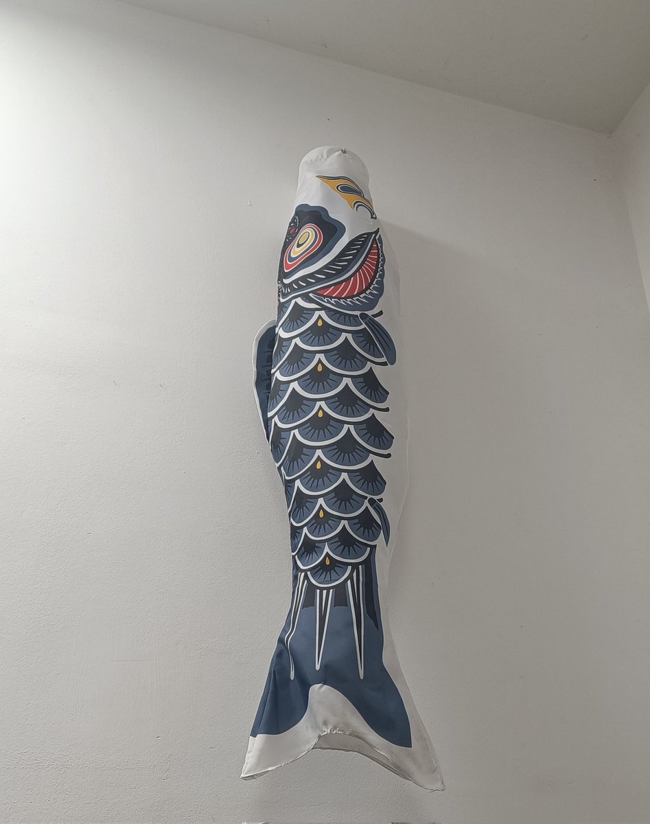 LabRajeev's tweet image. New addition to my office! The only fish I brought back from my recent trip to #Japan 😀
#fishyoffice #fishywall