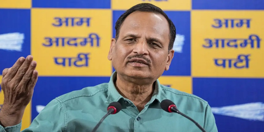 SudarshanNewsTV's tweet image. नोटबंदी में करोड़ों का खेल, अब खुला पूरा राज़... ED ने AAP के पूर्व मंत्री सत्येंद्र जैन की कंपनियों से जुड़ी 7.44 करोड़ की संपत्ति अटैच की

sudarshannews.in/news-detail.as…

#satyendrajain #AAP @AAPDelhi @BJP4Delhi #Delhi @dir_ed @CBIHeadquarters