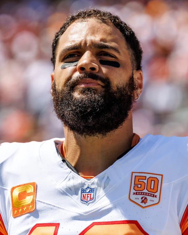 Wishing our favorite guy a speedy recovery ❤️ Can't wait to see you back on the field soon 💪

<a href="/Buccaneers/">Tampa Bay Buccaneers</a> | <a href="/MikeEvans13_/">Mike Evans</a>