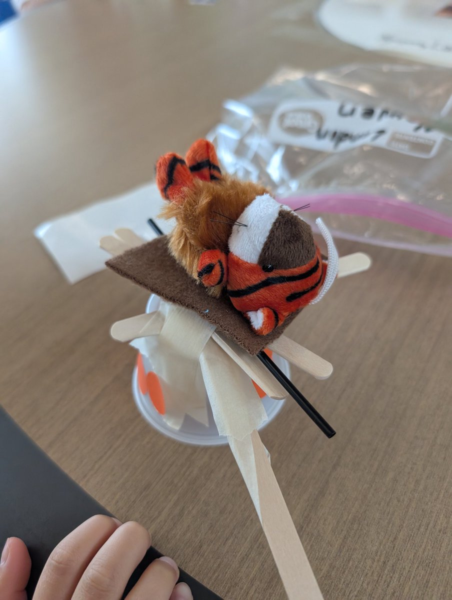 Jefferson_ELC's tweet image. We have some future engineers on our hands! 👷‍♀️👷‍♂️ Our preschoolers took on a fun STEAM challenge: designing and building a sturdy chair for a stuffed animal friend. They used a variety of craft materials to create some unique and impressive furniture. #STEAM #LearningThroughPlay