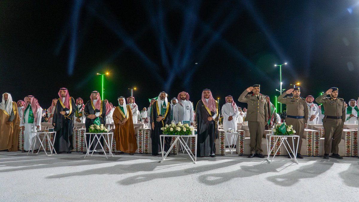 برعاية سعادة محافظ صوير الأستاذ ناصر السهلي أقيم مساء اليوم الحفل الوطني لأهالي محافظة #صوير والقرى التابعة بمناسبة #اليوم_الوطني_السعودي_95، بحضور المهندس سميحان الشمري رئيس البلدية وعدد من المسؤولين، وسط أجواء وطنية جسدت معاني الفخر والاعتزاز بالوطن🇸🇦💚
 #عزنا_بطبعنا