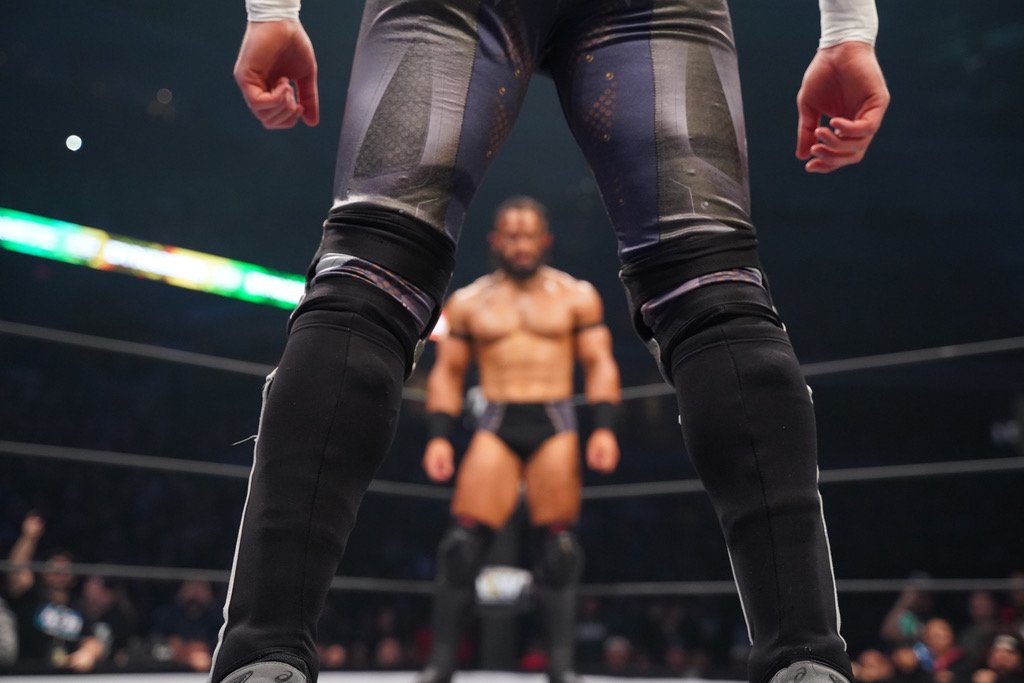 These shots before big AEW matches. 🤌