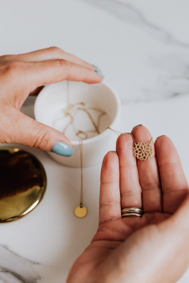 disimata93943's tweet image. Just designed a bold, asymmetrical jacket with vibrant patterns!✂️Loving how it blends edgy vibes with wearable art. Can&apos;t wait to share the final piece! #FashionDesign #PersonalStyle #CreativeThreads