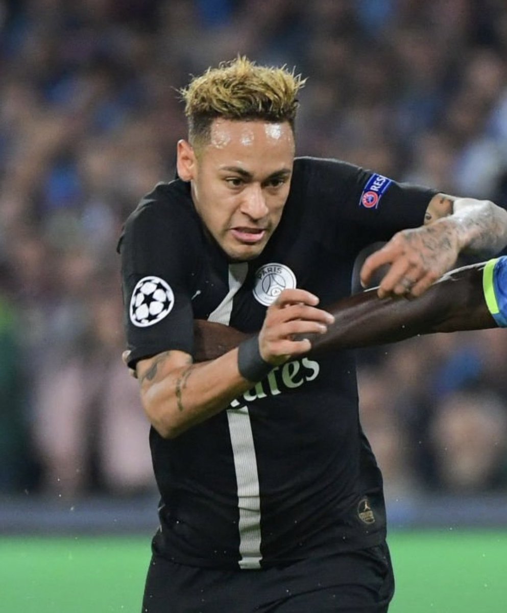 hl0rr's tweet image. من ملاحظ معي انهم يشبهون بعض شبه كبير