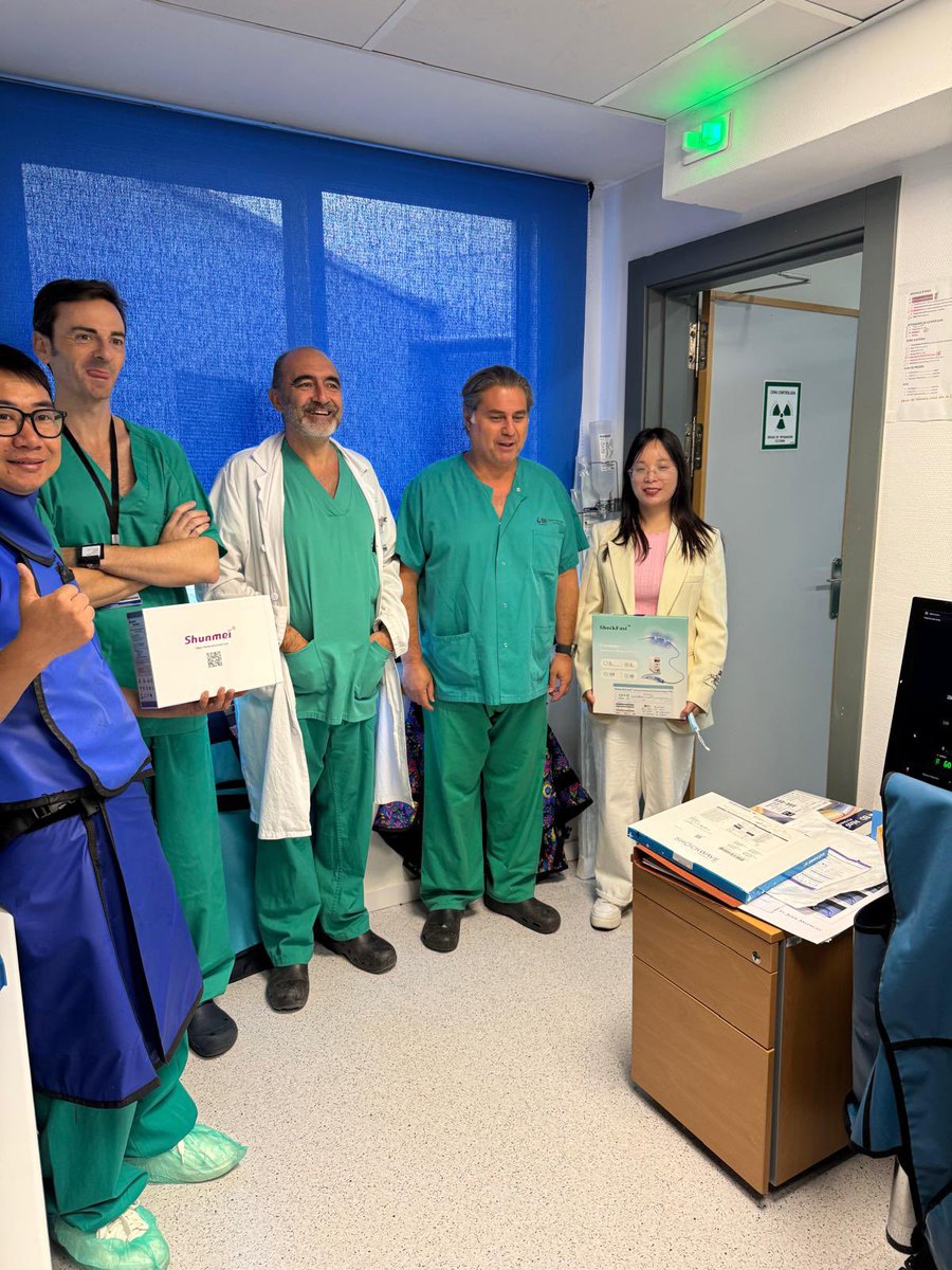 At <a href="/Hemodin_LaPaz/">Hemodinamica_LaPaz</a> we are pleasesd to be the first center in Spain to use the <a href="/Shunmei73902015/">Shunmei</a> ShockFast IVL to treat severe coronary calcification before PCI and for severe femoral calcification before TAVR procedure. #Shockfast ⚡️