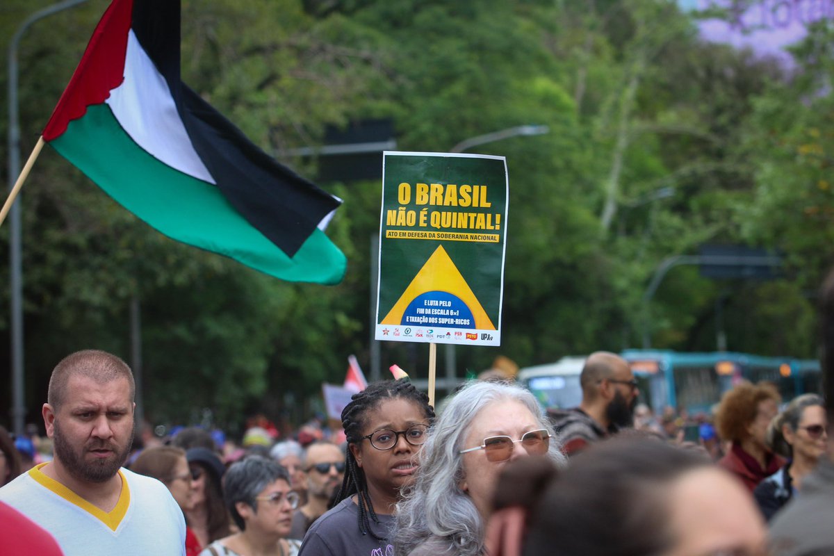 Quem vota a favor da PEC da Blindagem escolhe o lado errado da história. #PECdaBlindagemNAO