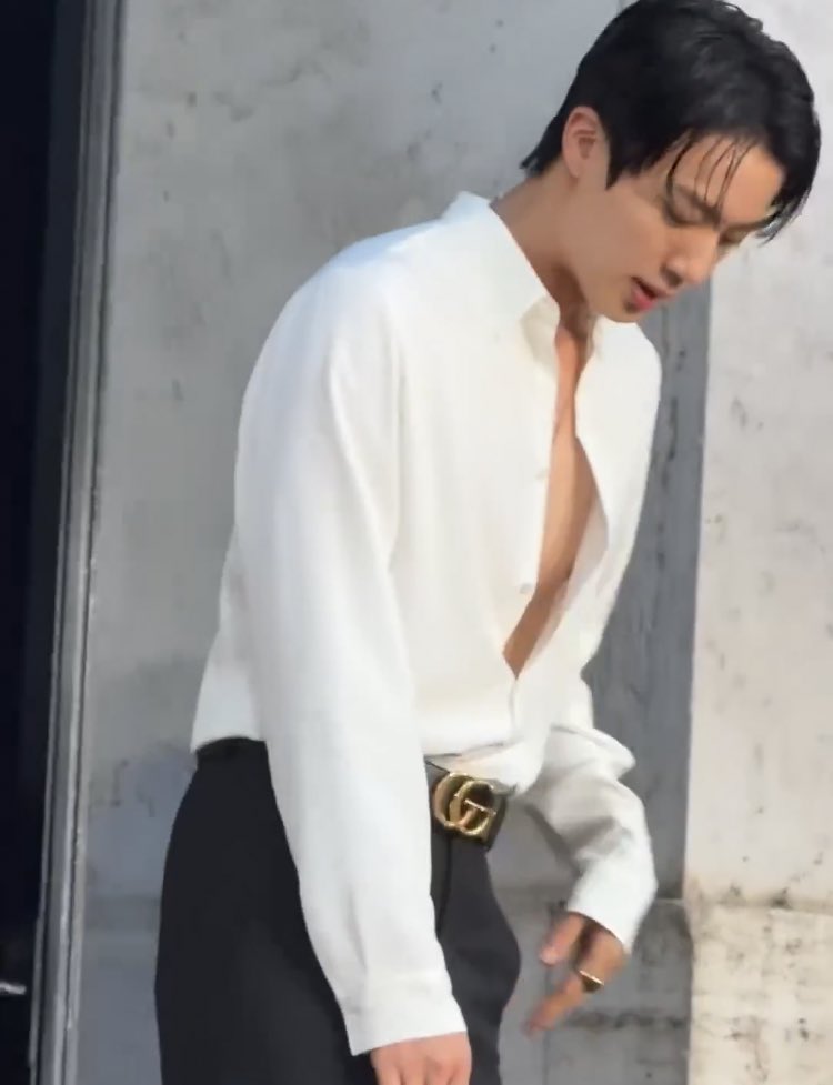 AKLIMA HAKİM OLSUN BİRİ