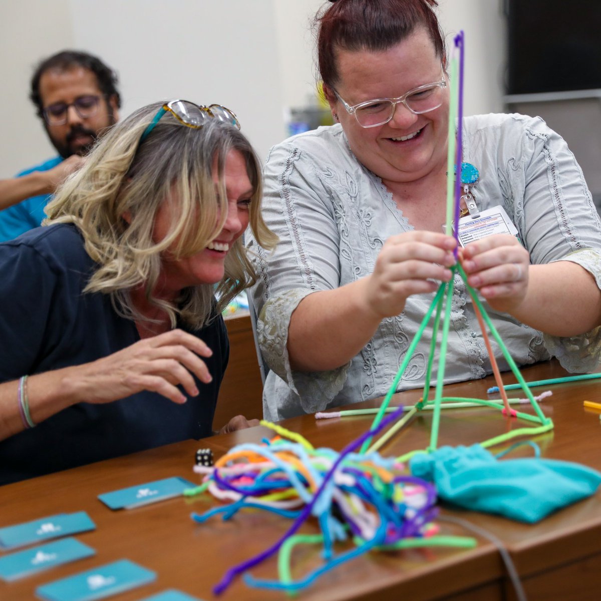 At SOPH, we work hard &amp; play hard! 🧩 PhD students tackled The Brain Architecture Game as part of Life Course Theory, building “brains” that show how experiences shape health across the lifespan. Remember, prevention starts early. 💡