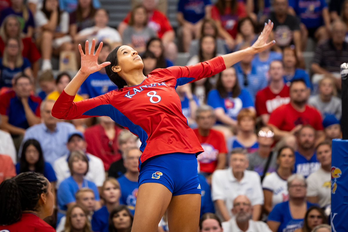 KUVolleyball's tweet image. Did someone say MVP?! 👀

Reagan Cooper was named MVP at the NORCECA Final Six by leading the U.S. in scoring during the playoff rounds, earning 30 points in two matches.

#RockChalk