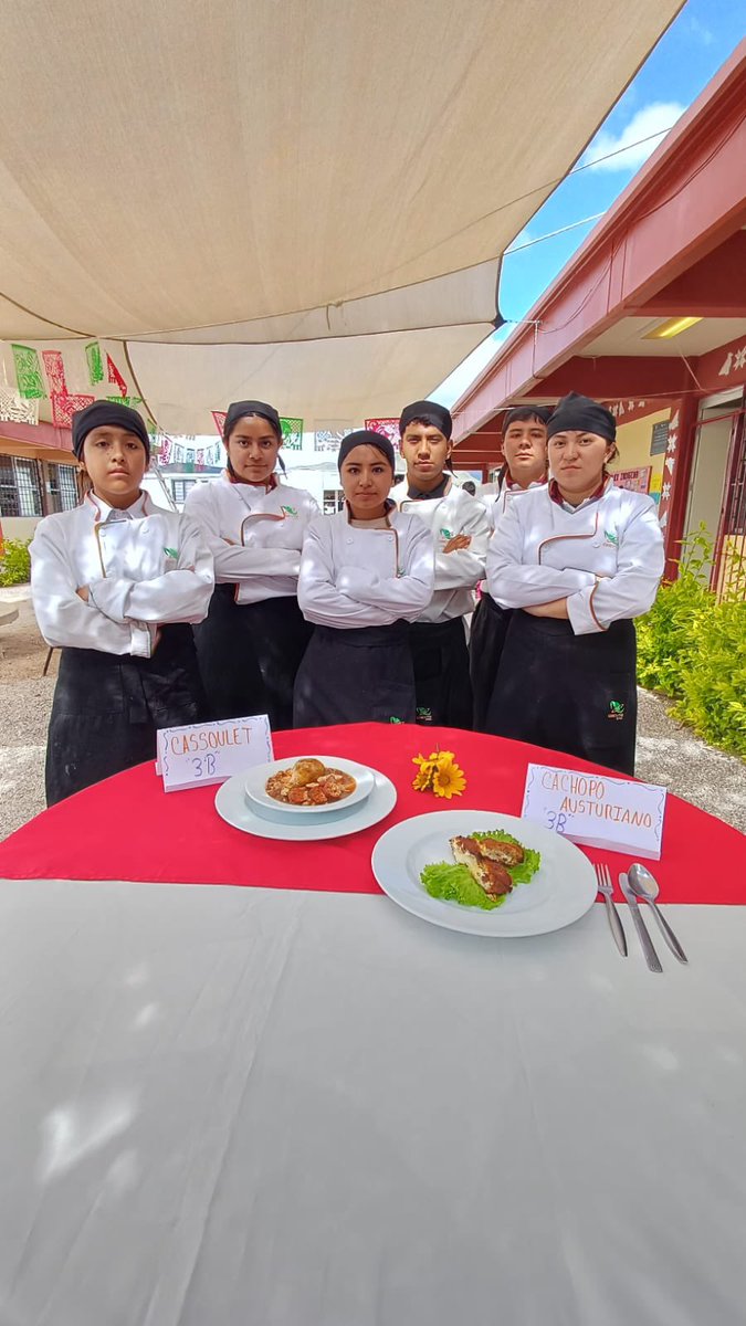 CECyTEHChilcuau's tweet image. Con entusiasmo y dedicación, nuestras y nuestros estudiantes de 3B de la carrera de Preparación de Alimentos y Bebidas realizaron la Práctica de Cocina Internacional.

#SomosUnEquipoTransformandoElFuturo @CECyTEHidalgo @edmundo_rmz