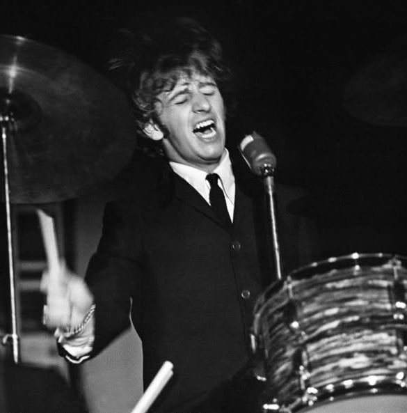 temp_secretare's tweet image. i love seeing these pictures of ringo fighting for his life on his drum kit like yes go white boy go!!