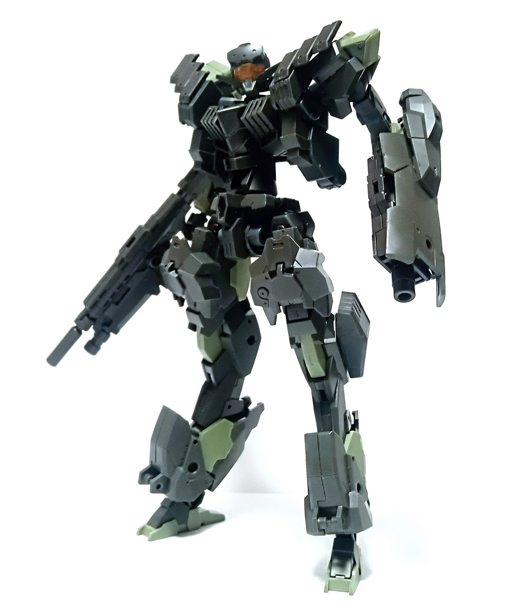 6823⑧【プラモデル 完成品 まとめ売り】 6823⑧【プラモデル 完成品 まとめ売り】 ガンプラ 完成品