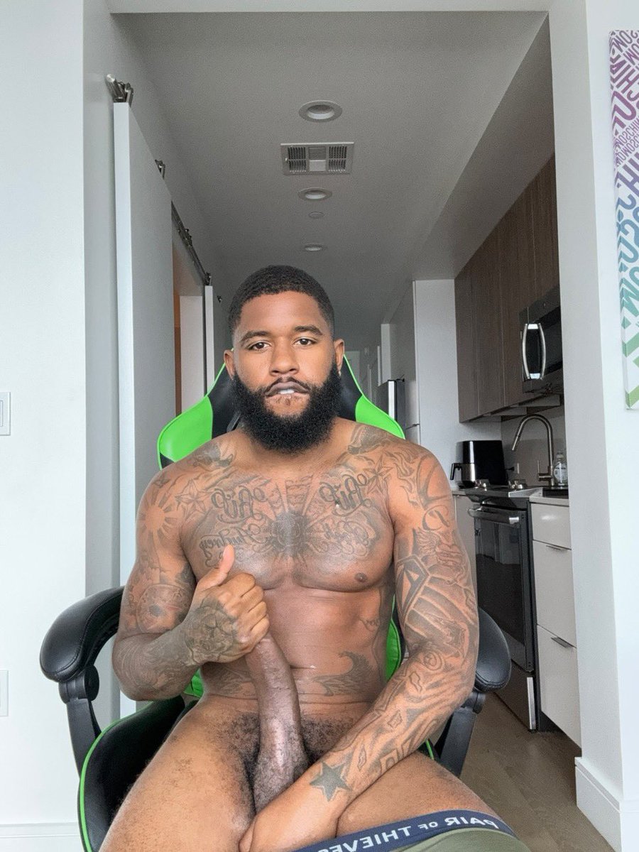 King Malcolm tweet media
