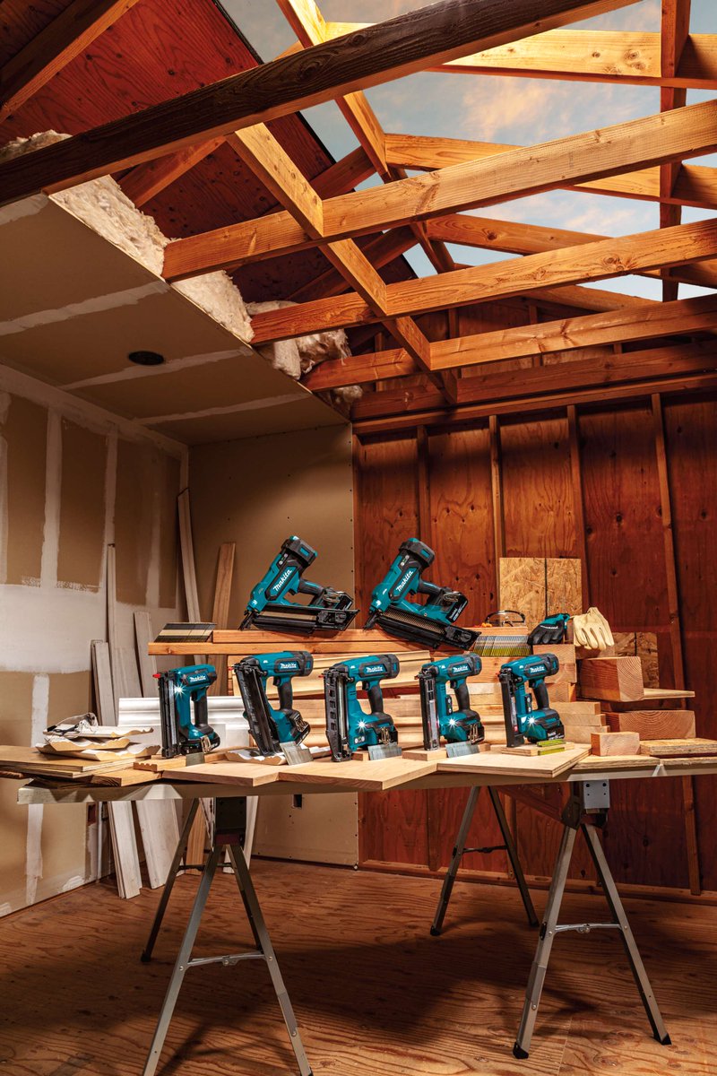 MakitaTools's tweet image. Makita goes deep in the woodworking category with the new release of the 18V LXT® 2-1/2” Straight Finish Nailer, 16 Gauge (XNB05). It joins all the other recently released Nailers and Staplers on the LXT platform.
#makitausa #makitatools #makitalxt