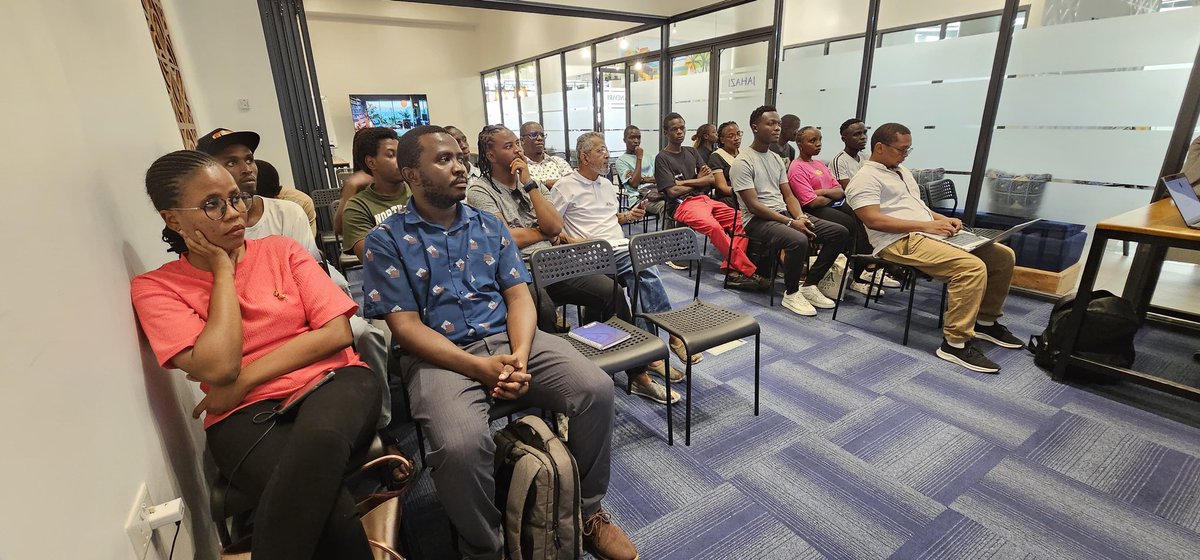 unstackedlabs's tweet image. We had an amazing time with the Mombasa participants of the Build with AI program with @wayne_gakuo taking them through the program&apos;s details. It was an opportunity for them to also share what they look forward to in learning through the 8-week program.
#BuildwithAI #GeminiAI #AI