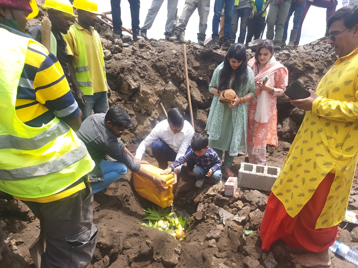 a1steelrwanda's tweet image. 🙏✨ Bhumi Pujan Ceremony ✨🙏

A1 Iron &amp;amp; Steel Rwanda Ltd. performed Bhumi Pujan 🌍 — honoring Mother Earth &amp;amp; seeking blessings for strength, harmony &amp;amp; growth 🏗️.

📸 Here are some glimpses from the ceremony!

#BhumiPujan #A1IronAndSteel #RwandaDevelopment #BuildingTheFuture