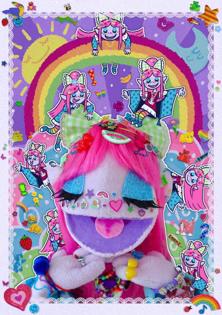 sushicatz_png's tweet image. I’m happy to finally reveal my piece (and puppet) for the Art Revolution Zine (hosted by @lilpinkghost) 
#puppet #zine #decora