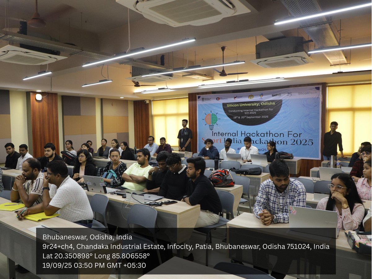 Silicontech_bbs's tweet image. 19–20 Sept 2025: SIPC hosted the Internal Hackathon for #SIH2025 at Silicon University.
64 teams showcased creativity &amp;amp; solutions for tomorrow’s challenges.

Celebrating #25YearsOfExcellence with innovation &amp;amp; spirit.

#SmartIndiaHackathon2025 #SiliconSilver25 #SiliconUniversity