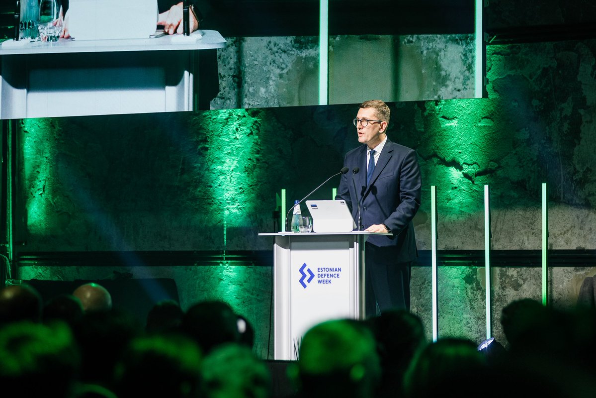 KristenMichalPM's tweet image. My message to #ABCD Tallinn: the Russian threat is here to stay.
We will not be intimidated. We help Ukraine and boost our defence capabilities in a faster, cheaper and smarter way.
Estonia is prepared, investing 5% of GDP in defence and building up our defence industry.
