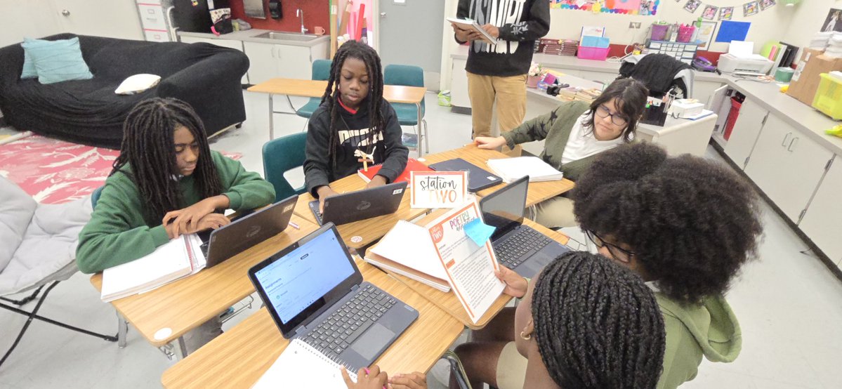 M_S_DeLaCruz's tweet image. Our ELA teacher, Ms. Gauvreau ran small groups effectively. These 8th graders are digging into the text, challenging each other's ideas, and growing as readers and thinkers. So proud of their hard work and engagement. #SmallGroupInstruction @Annabel_C_Perry @jwo_neal @BCPS_South