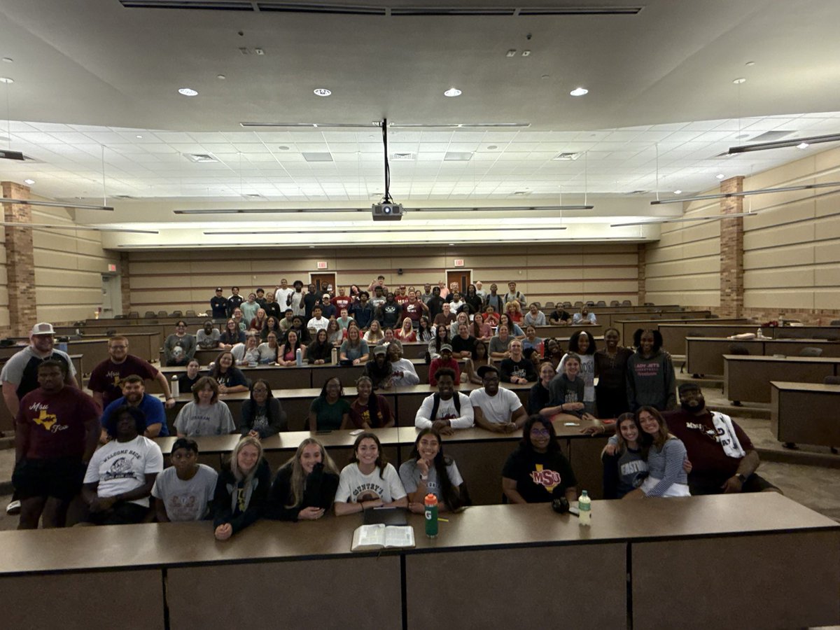 FMsutexas's tweet image. Best place On Campus to be on Monday Nights. You’re missing out on a great opportunity to build community. #hereIam