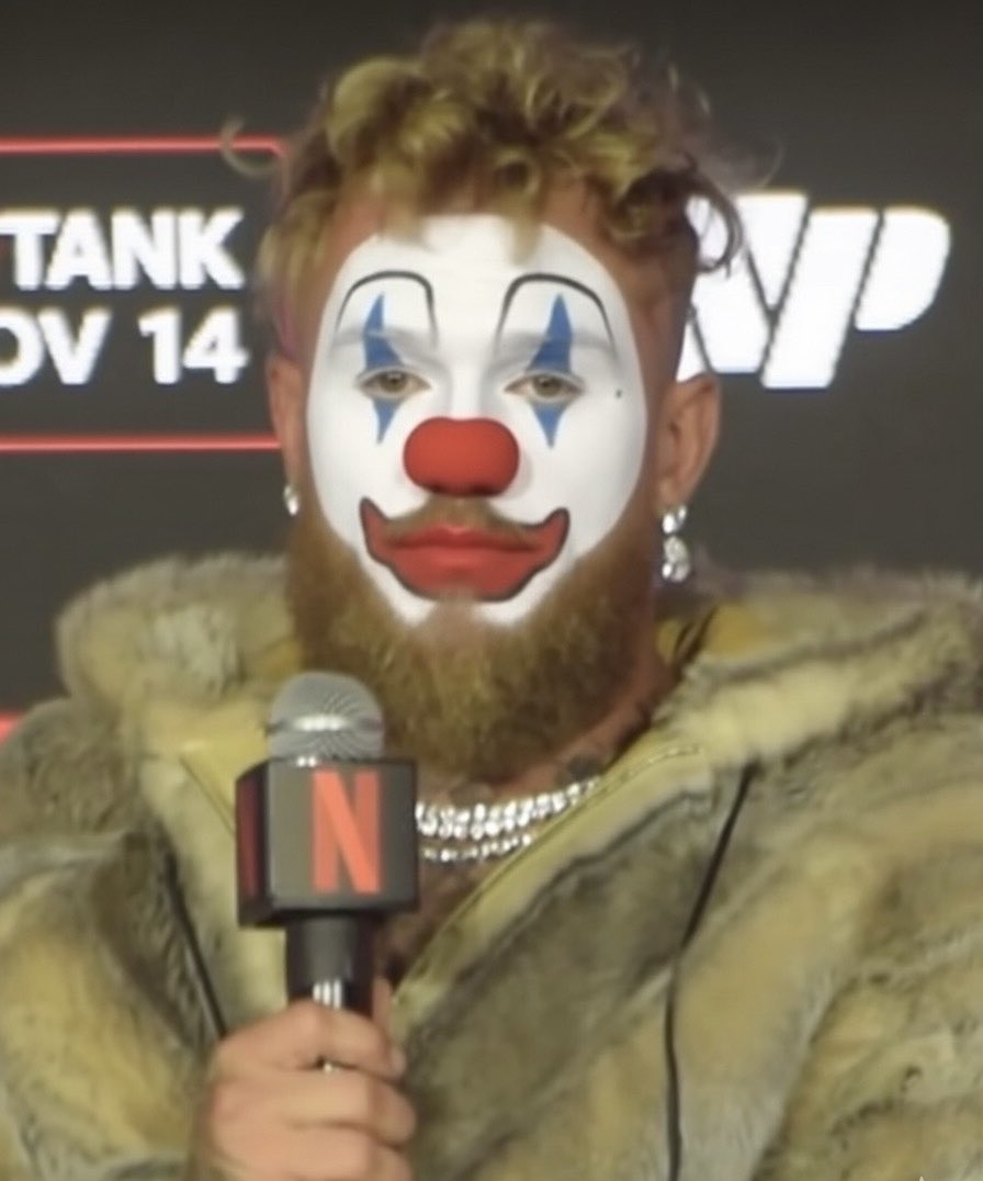 The BOXING world really is running a circus with this BOZO

#DeathOfBoxing #ClownsInACircus 
#YouTuber #FakeBoxing #TakingYallMoney