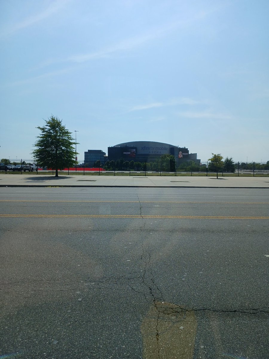 EricDRothstein's tweet image. Needless to say but Xfinity Mobile Arena has a display of Bernie Parent up on the big electronic signs outside.