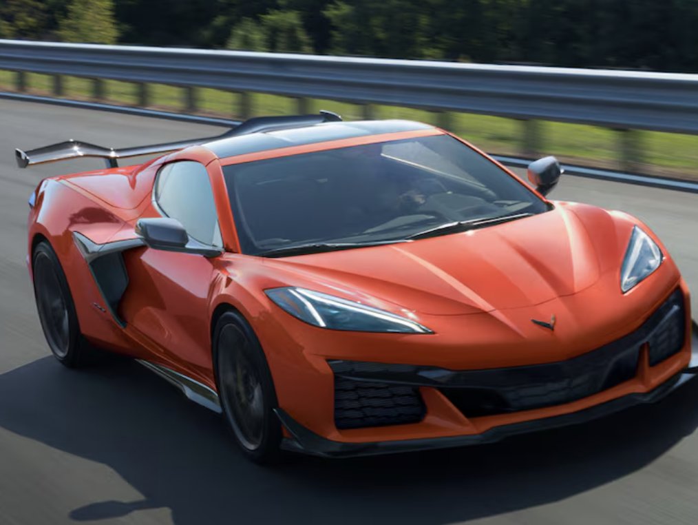 MiddletownChev's tweet photo. Track born, street ready— the Corvette Z06 means business on every mile. 🏁🔥 
🔗 https://t.co/RjDrQQNWpJ
.
.
.
#MiddletownChevrolet #Z06 #TrackBornStreetReady #PerformanceUnleashed #SupercarVibes #MuscleCar #AmericanMuscle #SpeedMachine #CarEnthusiast #AdrenalineRush https://t.co/QWwF25GB4C