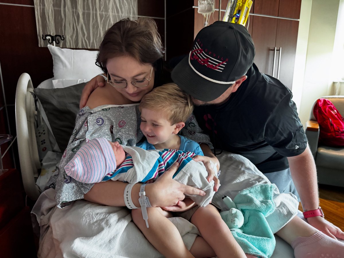 👶❤️ Congratulations to Coach Jones and his wife Madison on welcoming their second son, Miles, into the world! 

Big brother Asher is already stepping into his new role with a proud smile.

Welcome to the Red Devil family, Miles! 🔴⚫️