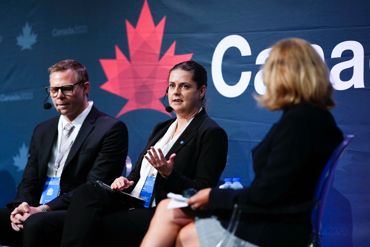Canada's #fintech revolution is here—but what's holding us back from global scaling? 
This morning's panel at #FutureForwardSummit 2025 explored how open banking could unlock massive opportunities for Canadian innovation.